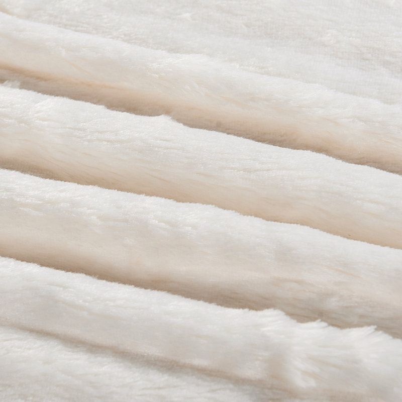 HST basic  throw, White