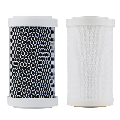 Système de filtration d'eau pour véhicule récréatif, système de filtration d'eau de qualité supérieure à deux étages avec deux cartouches et raccord 3/4 po pour véhicules récréatifs et camping-car, réduit les sédiments, le chlore, les métaux lourds, les odeurs et plus encore