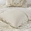 Housse de couette taupe très grand / très grand. 100% coton pour des nuits paisibles. Médaillon charisme. 2 taies décoratives assorties. . Literie Simple Wash en taupe. Style d'inspiration mondiale. Delight. Caractéristique. Lavable à la machine-125337419-125337422