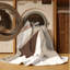 Tapis couleur unie beige chic et élégant lavable à la machine Brooksville-376458077
