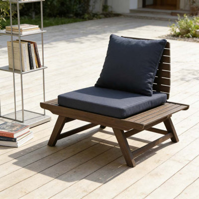OUTDOOR CLUB CHAIR