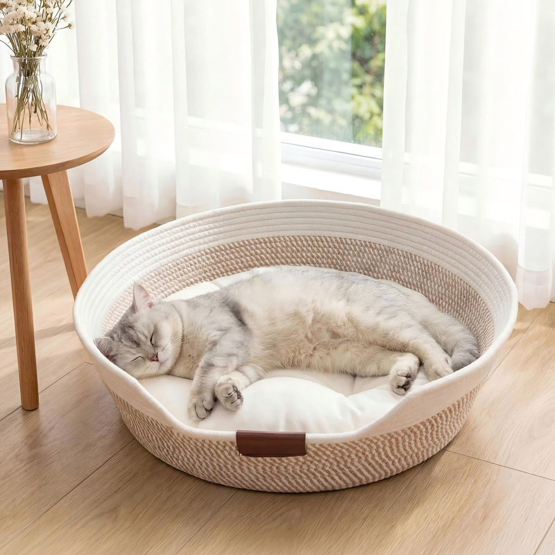 Panier de lit pour chat tissé à la main avec coussin amovible, lit en corde de coton pour animaux de compagnie et petits chiens
