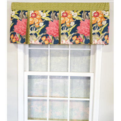 RLF Home Queen's Favor Pleated Valance
