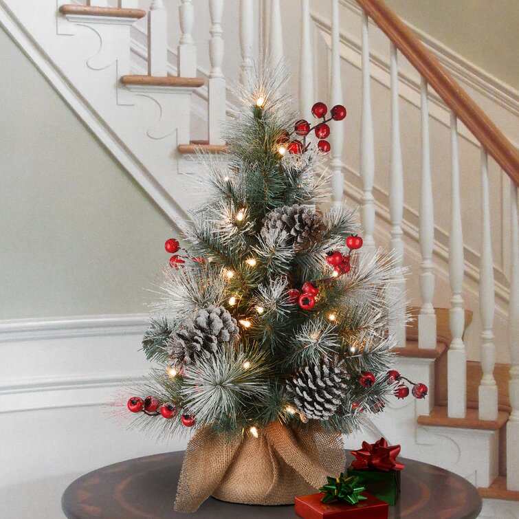 Ardrie Lighted Pine Christmas Tree