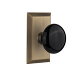 Studio Plate with Black Porcelain Door Knob