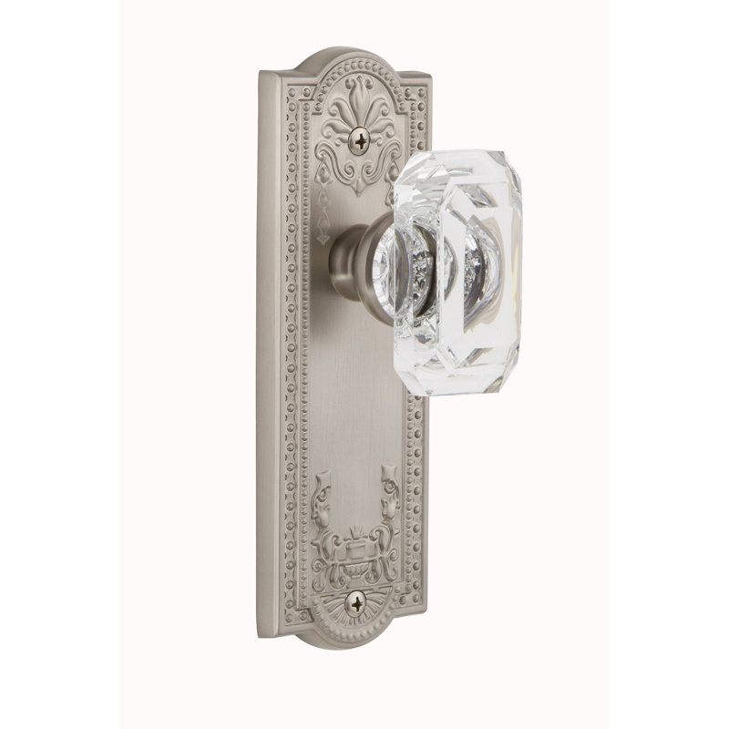 Grandeur Parthénon plaque passage avec bouton de porte en cristal baguette, 2 3/8", Nickel satiné