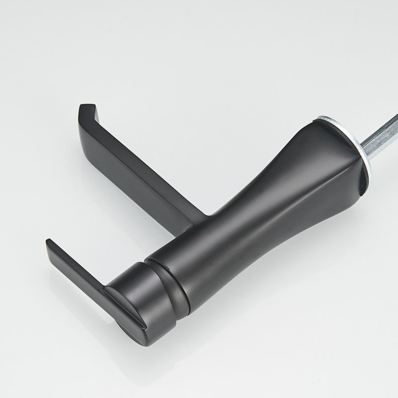 Single-Hole Single-handle Bathroom Faucet with Drain Assembly, Matte Black