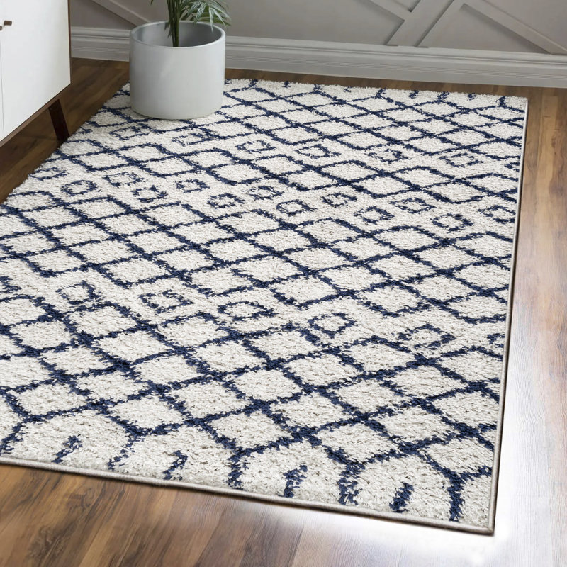 Tapis beige / bleu marine à poils longs Sineu, Rectangle 4pi x 6 pi