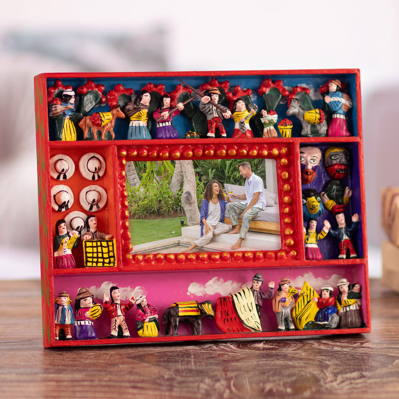 Floryn Red Solid Wood Picture Frame
