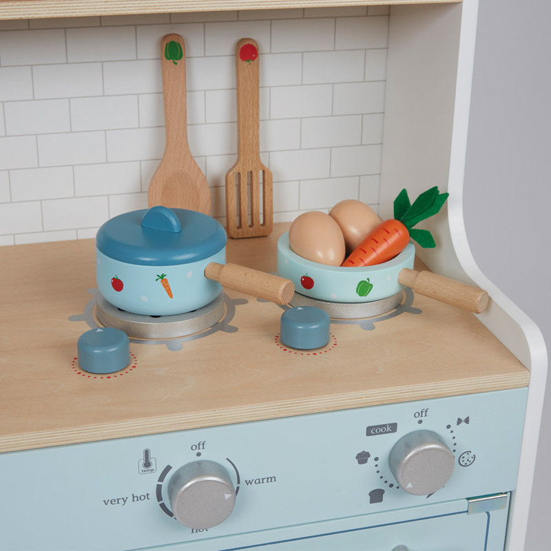 Wooden Pots and Pans