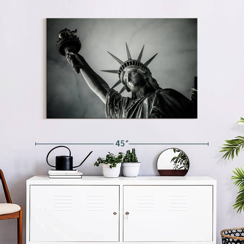 Rorry Overcast Statue Of Liberty, 34" H x 51" W