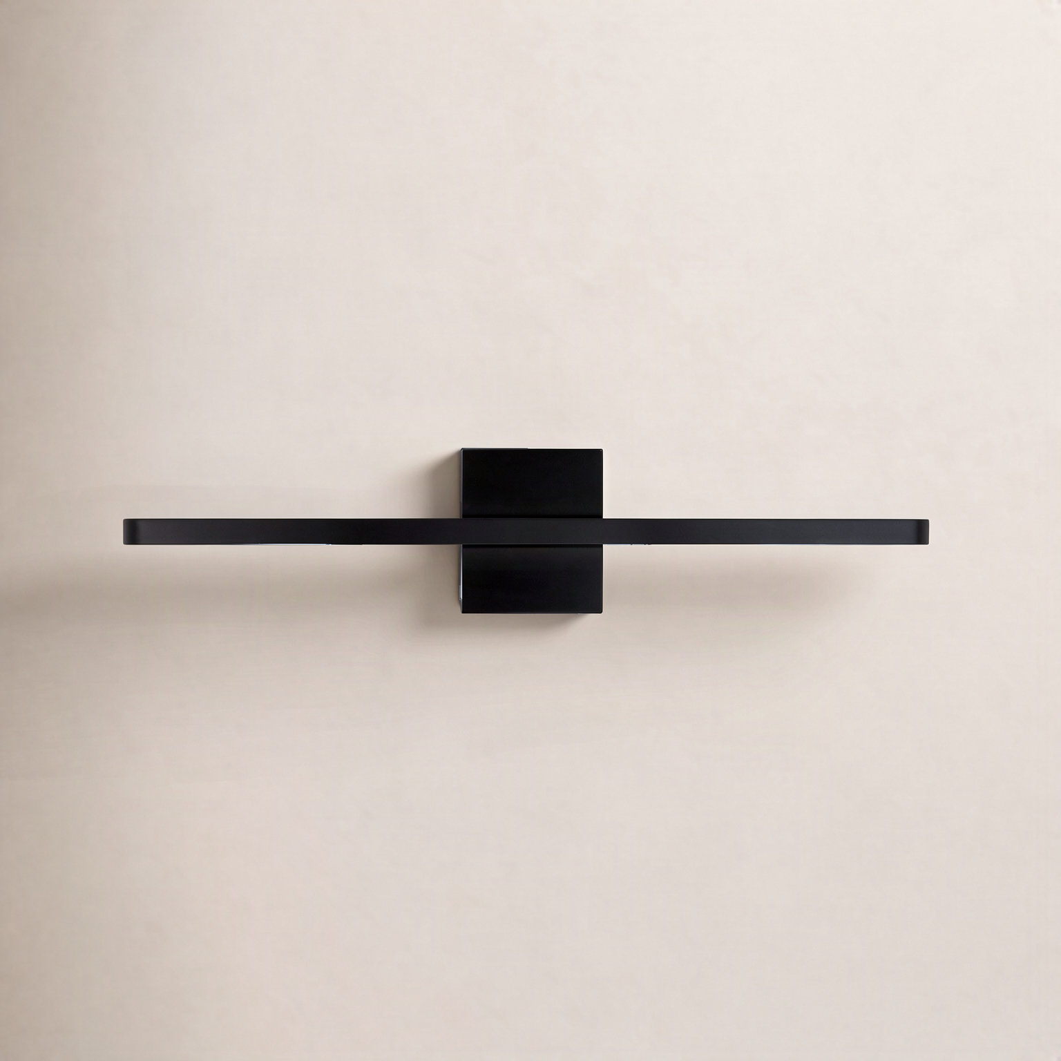 Banda Single Dimmable LED Bath Bar, Black