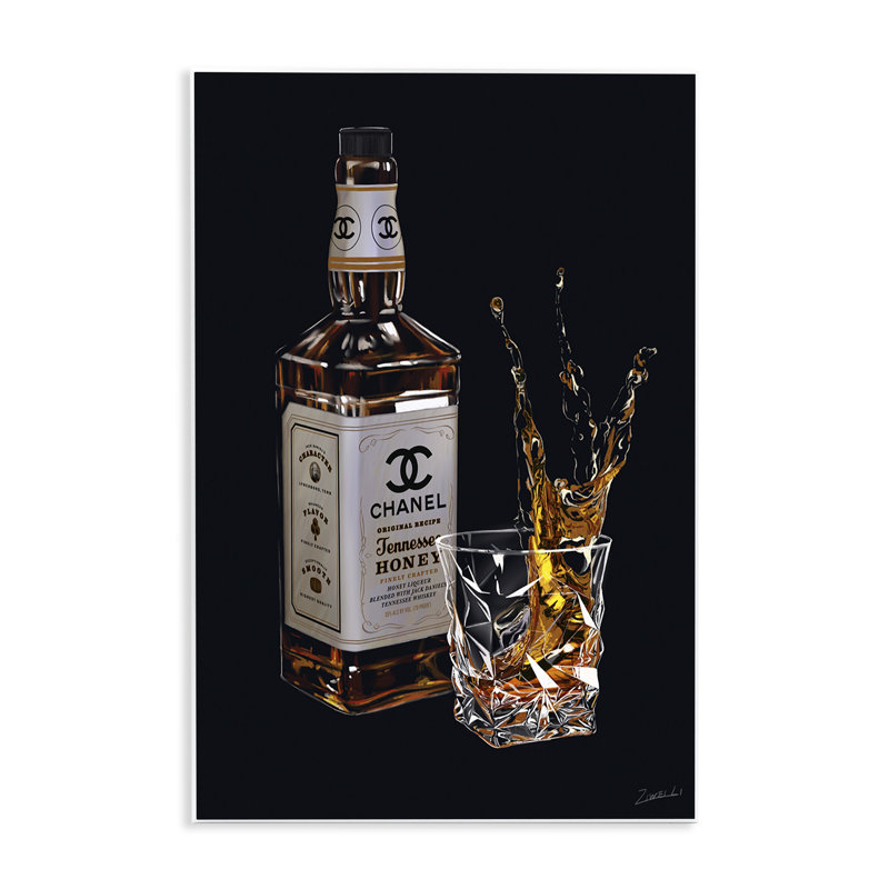 «Splashing Liqueur Glam Whisky Bottle» par Ziwei Li, H 19 po x l 13 po x P 0,5 po