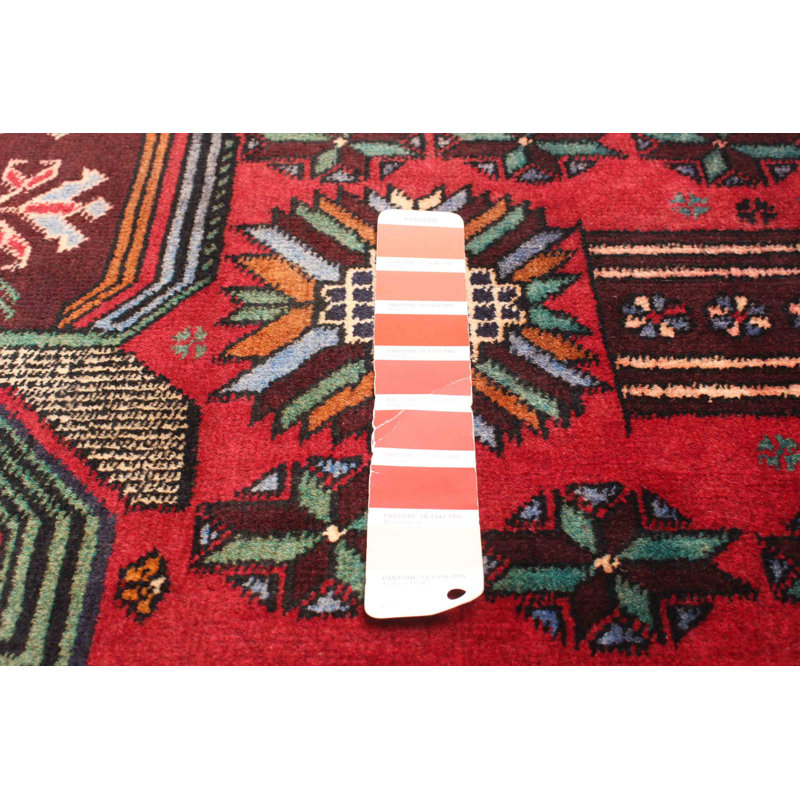 Tapis rouge Teimani 2 pi 11 po x 4 pi 5 po
