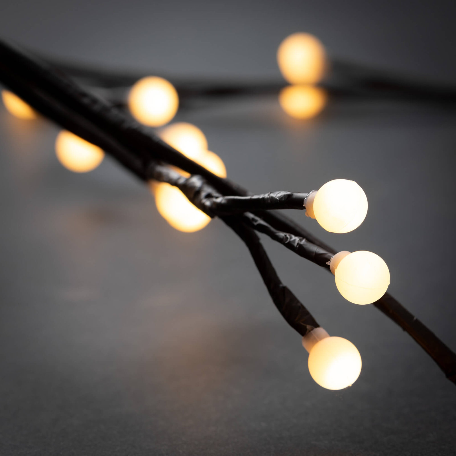84" Christmas Cluster Lighted Garland, Brown