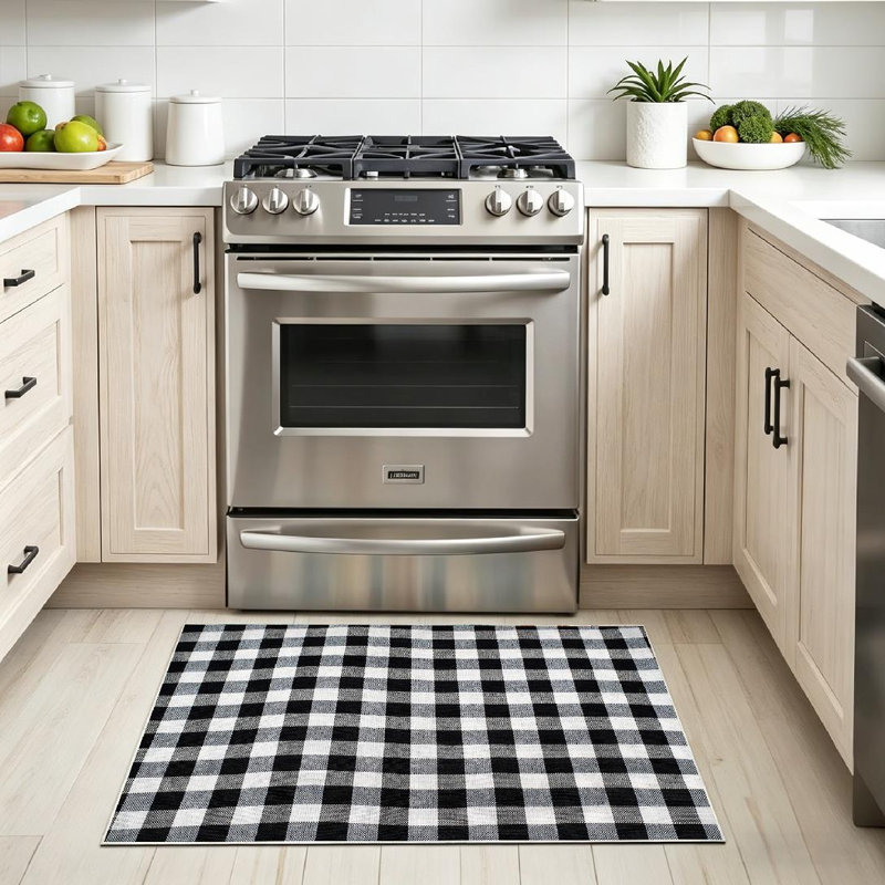 Black White Plaid Fabric Abstract Buffalo Check Checkered Machine Washable Indoor Area Rug, Rectangle 32" x 47"