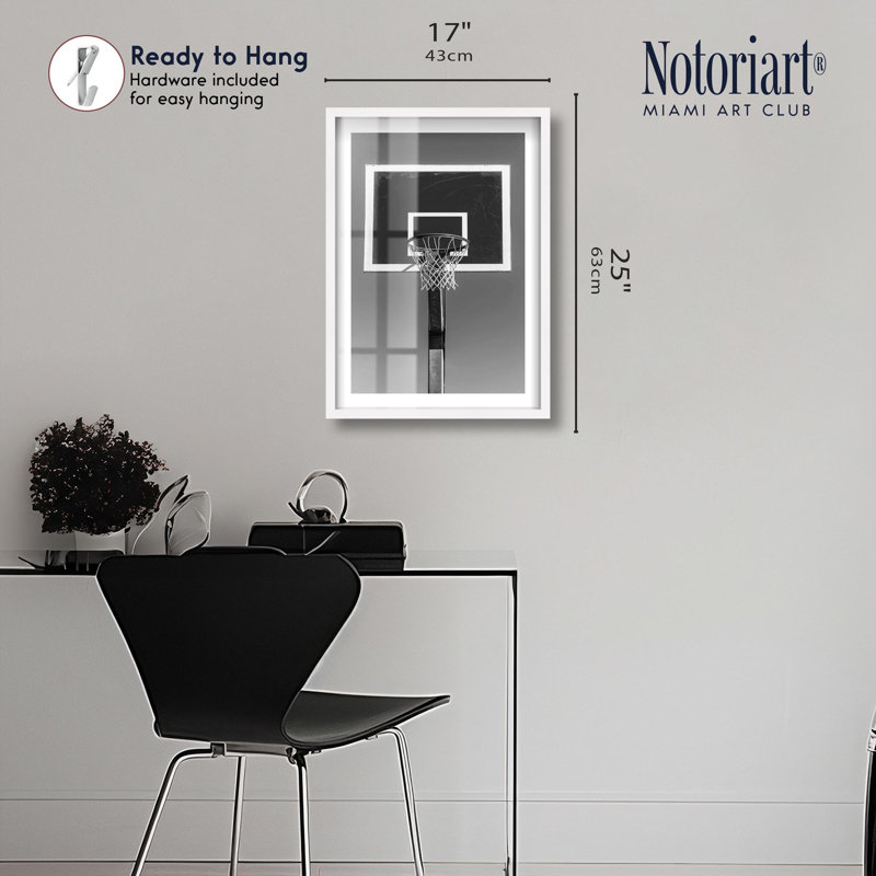 Net Vortex Shadowbox Print Sports, impressions encadrées par Notoriart, H 25 po x l 17 po, Blanc