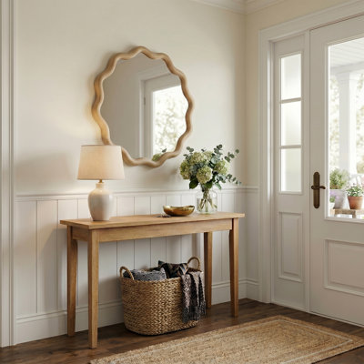 30-Inch Round Wooden Scalloped Frame Wall Mirror