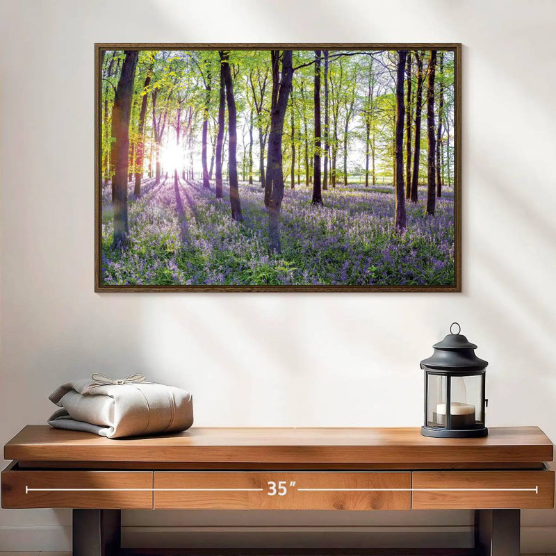 Bluebells and sunrise, 25 po x 17 po, Cadre flottant noyer