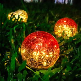 Solar Powered Cracked Glass Globe Ball Garden Light For Outdoor Pathway Light