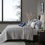 Literie bleu marine - Grand lit/très grand lit avec garniture et oreillers, couette plissée