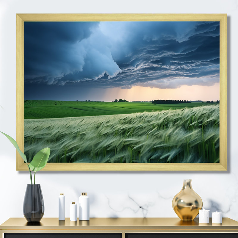 «Storm on Farm Landscape IV - Storms», art mural, Cadre doré à coins fermés, H 24 po x l 32 po x P 1 po