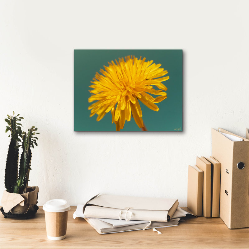  «Yellow Micro Sun Floral 1» par Life BeautifuLEE, art mural sur toile, 16 po x 12 po, H 12 po x l 16 po
