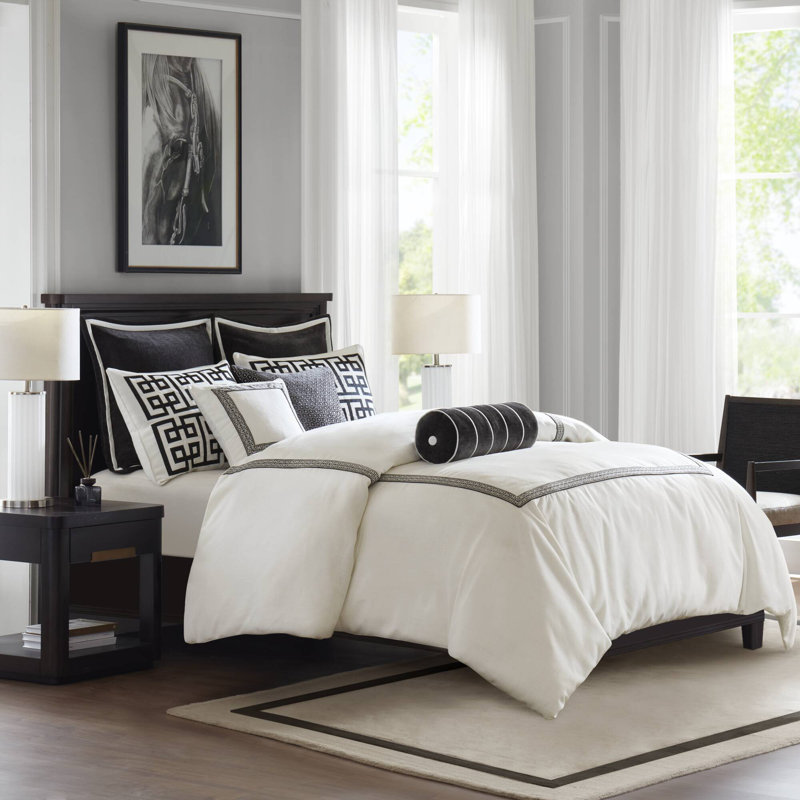 Luxury Oversized Bedding Sets, Polyester Comforter, Modern Elegant Design For Home