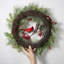 Guirlande de Noël perroquet rouge artificiel à la main avec guirlande de Noël 17,7 pouces