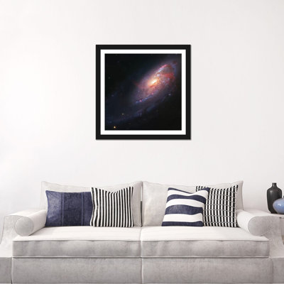 «M106, Spiral Galaxy in Canes Venatici I», impression sur toile