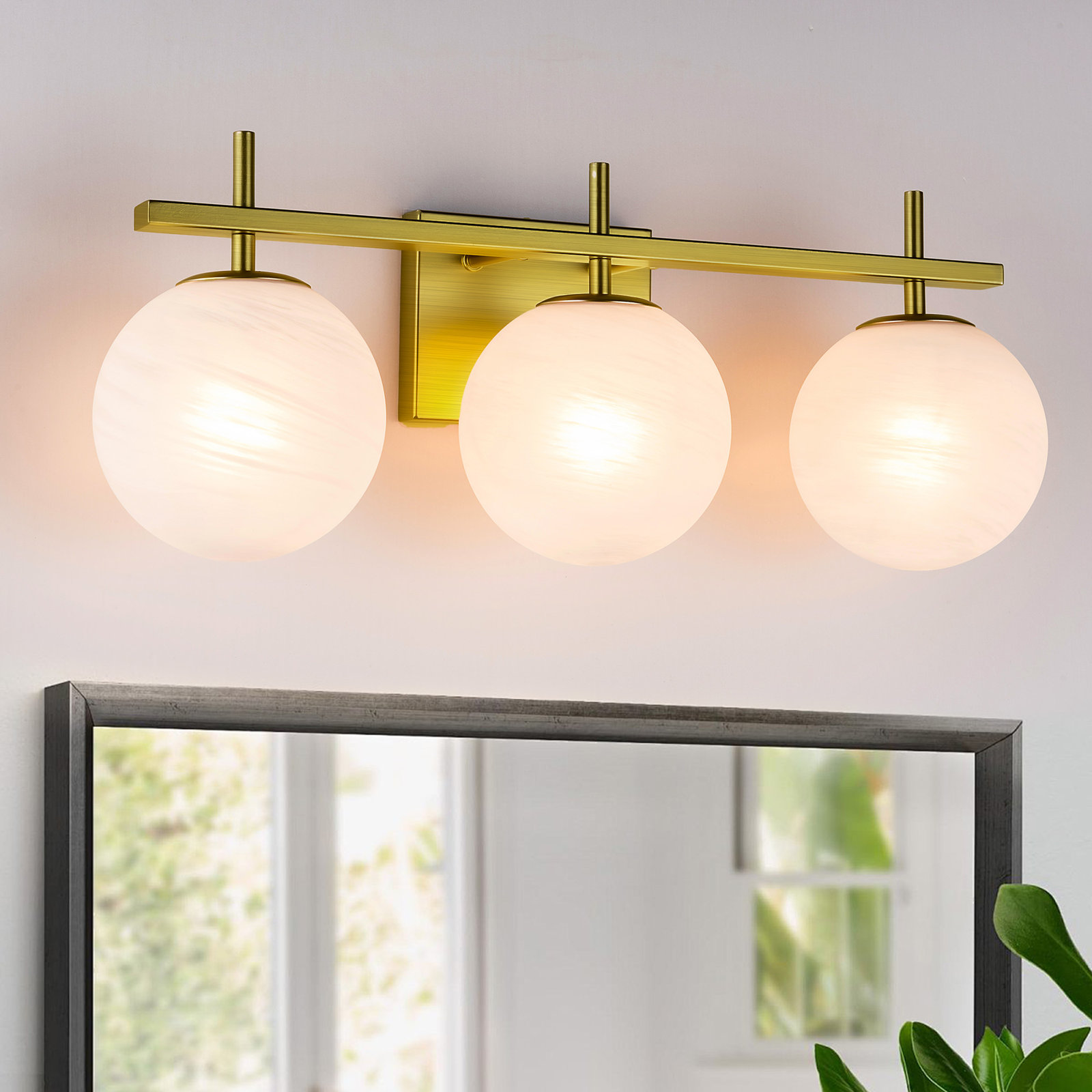 Lio Vanity Light, 3, Polished Brass