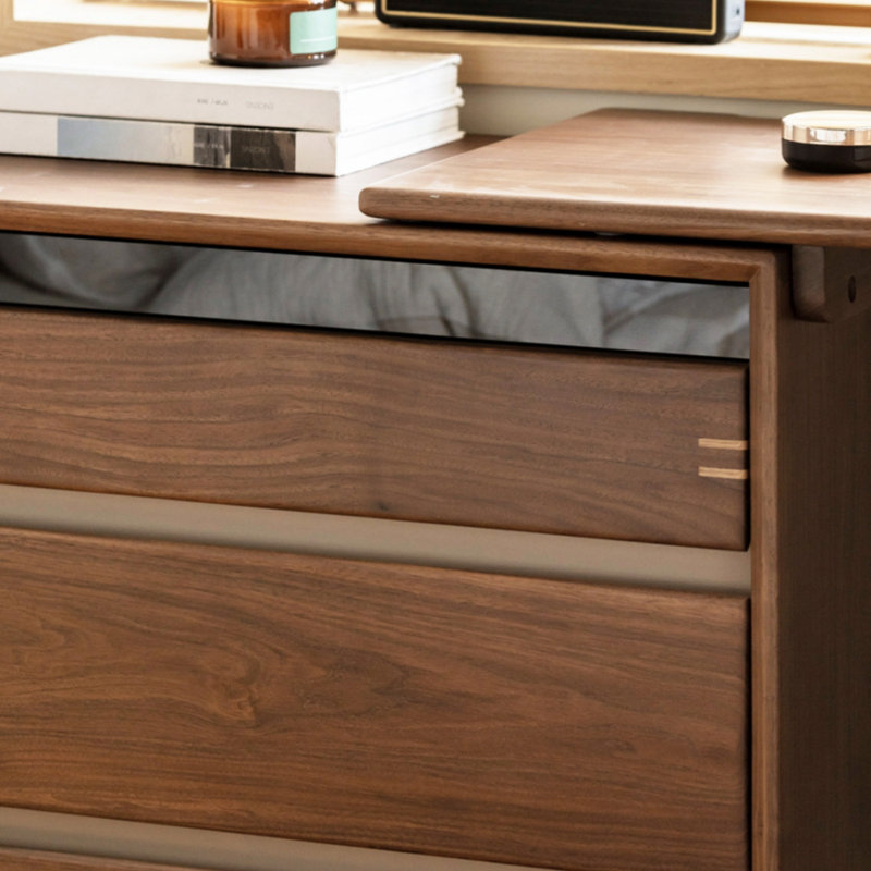 Retro Style Retractable Dresser