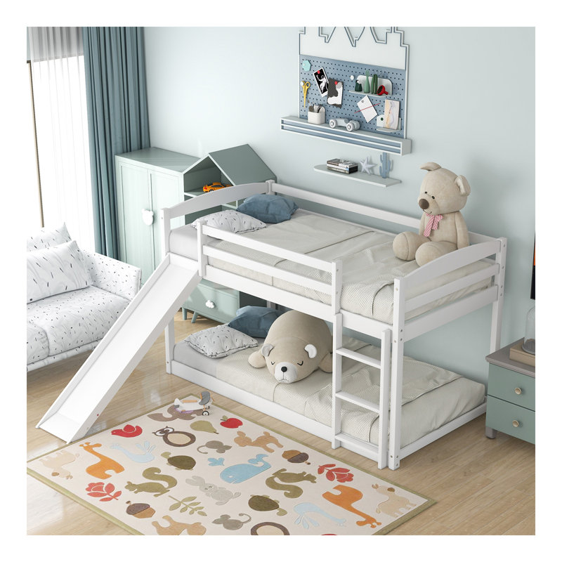 Lit simple superposé au-dessus d'un lit simple avec glissière convertible et échelle, blanc