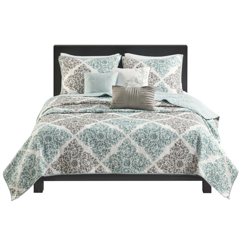 Courtepointe 6 pièces pour très grand / très grand lit. Imprimé en microfibre, matelassage vermicelle, petites feuilles, 2 taies décoratives, 3 coussins très grand. Microfibre avec revers en diamant doux brossé