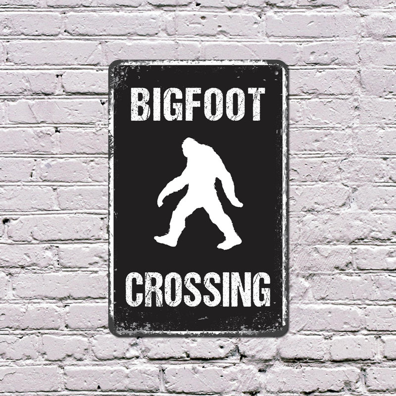 Enseigne en aluminium 10 po x 14 po Bigfoot Crossing, H 10 po x l 14 po x P 0,1 po, Blanc