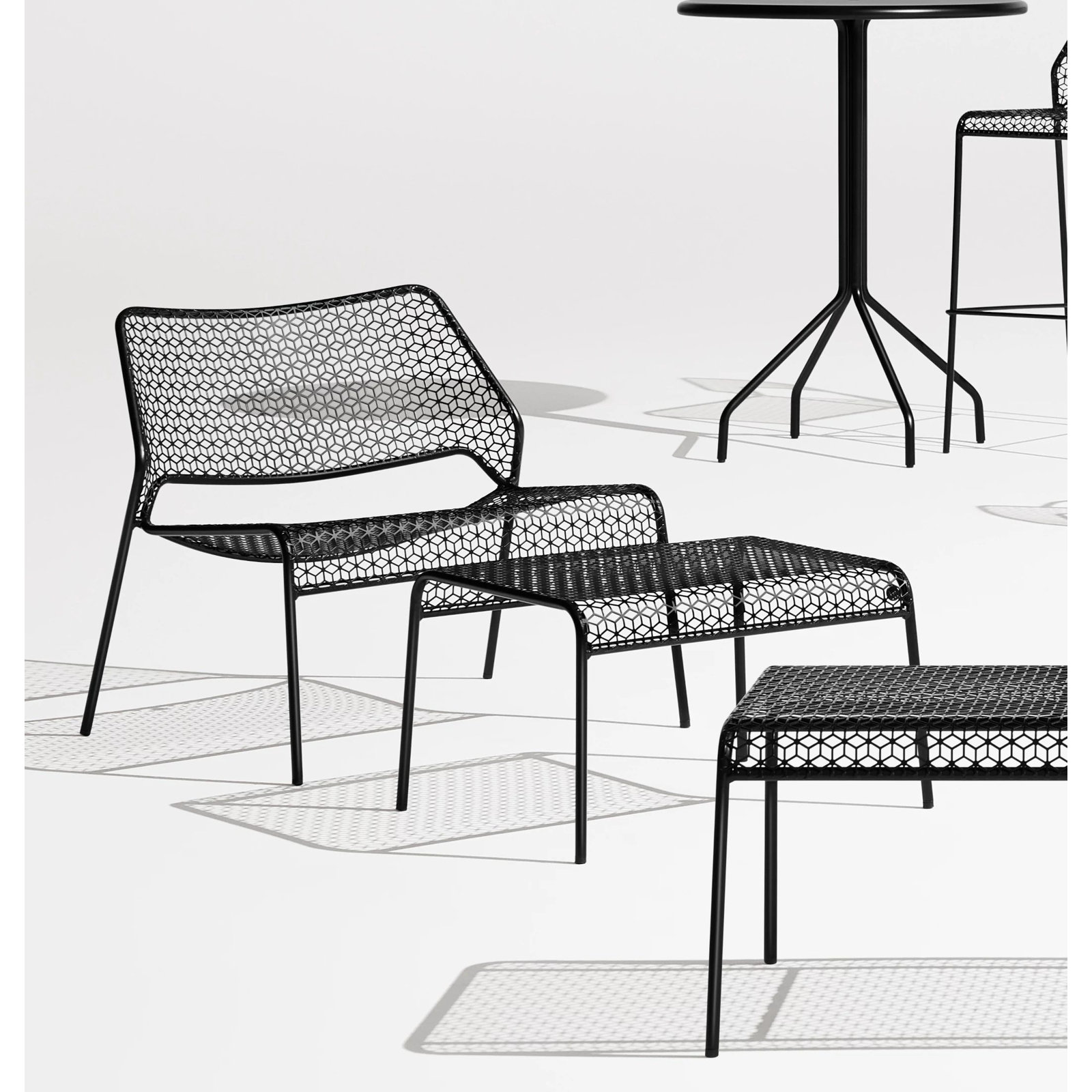 Hot Mesh Patio Lounge Chair, Black