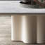 Table basse légère et luxueuse