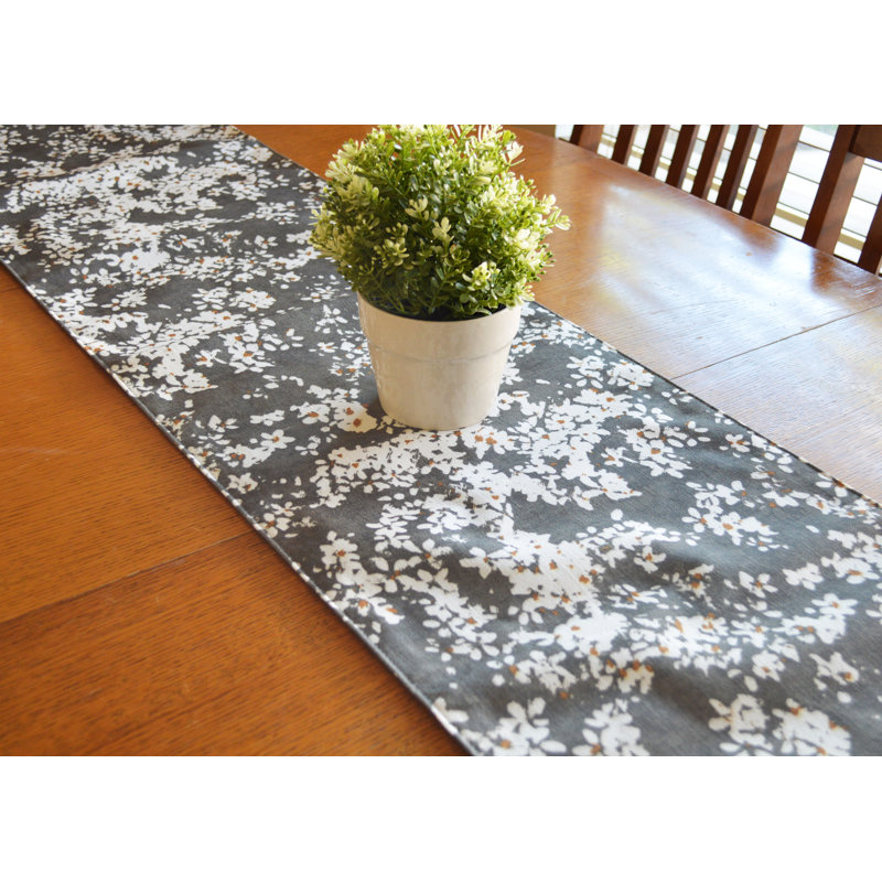 Chemin de table Momsen Rosalind Wheeler