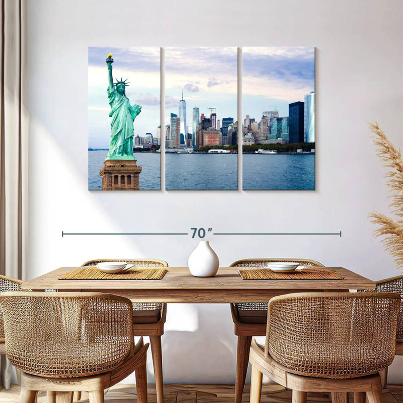 Sebbie NYC Wonders, 36" H x 57" W