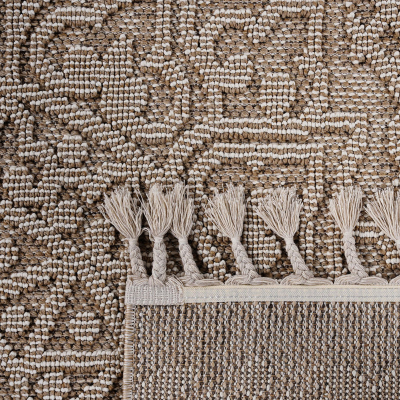Tapis intérieur / extérieur beige 6x9 Medallion, Rectangle 6 pi 5 po x 7 pi 7 po