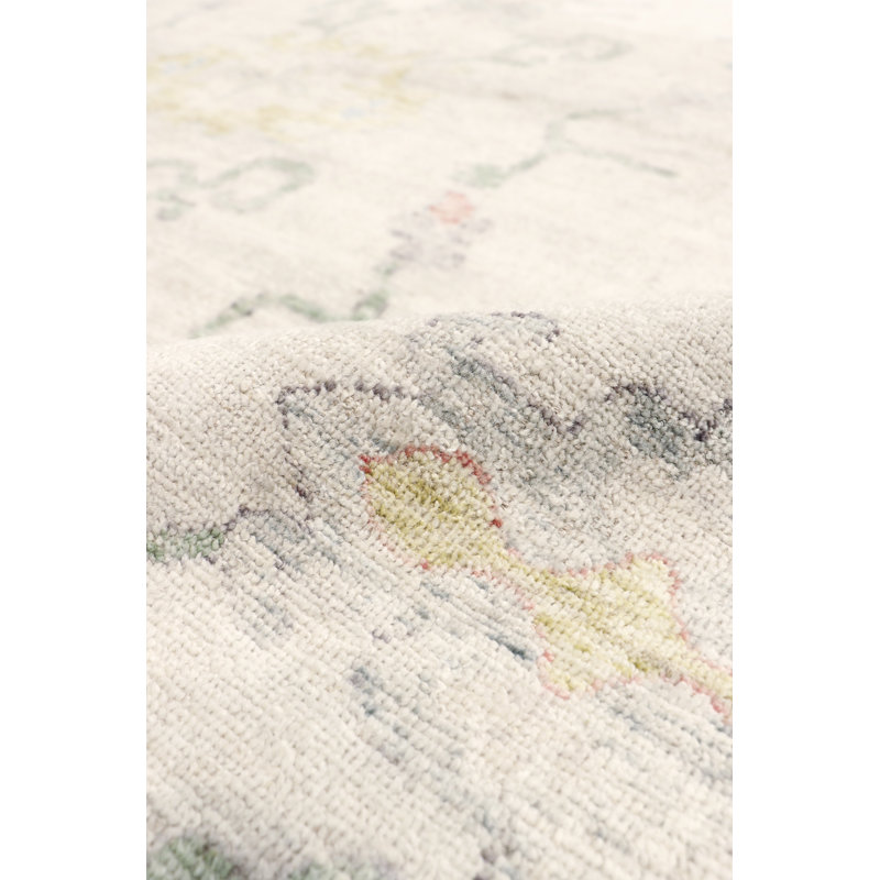 Hand-Knotted Ivory Wool Floral Area Rug 10'3" x 13'