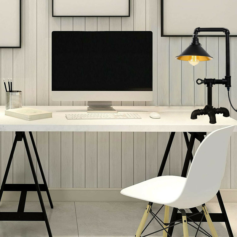 Lahziri Metal Desk Lamp