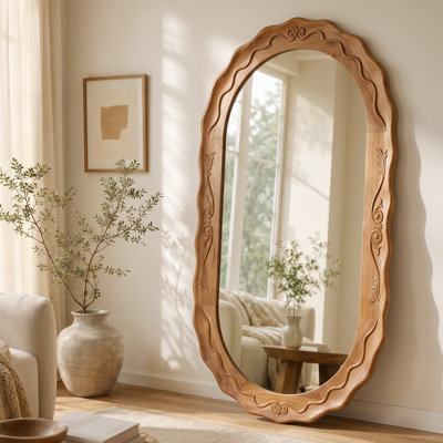 Miroir sur pied ovale ondulé vintage en bois sculpté, cadre en bois naturel