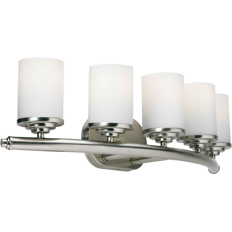 Éclairage pour meuble-lavabo 5 lumières Huntington, Nickel brossé / Opale satinée