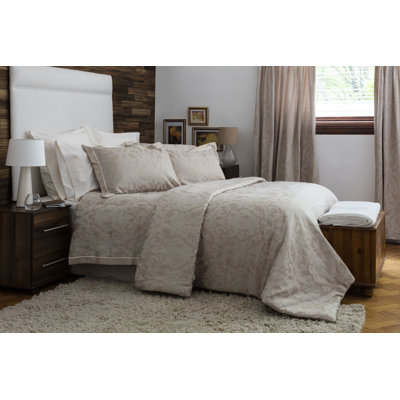 Waltham Damask Duvet Cover with Pillowcases