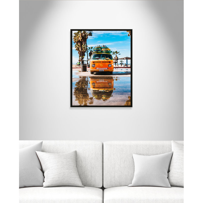 «Coastal Cruiser» par Tyler Nix, H 29,5 po x l 23,5 po x P 2 po, Cadre flottant espresso, Pas de tapis
