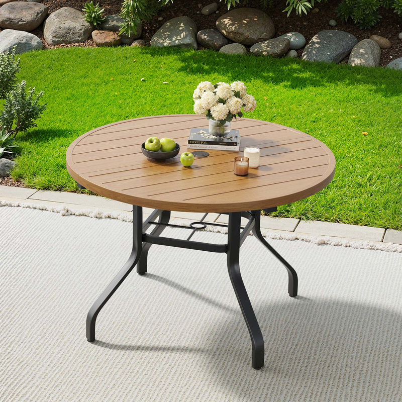 Table de salle à manger élégante pour l'extérieur avec texture en métal et grain de bois résistant aux intempéries, Naturel
