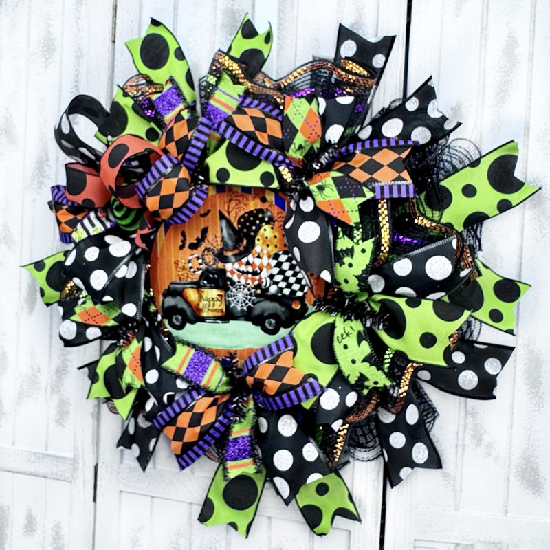 Couronne fantaisiste en maille 18 po