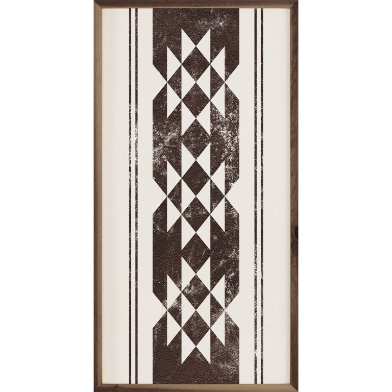 Motif tribal brun, H 24 po x l 12 po