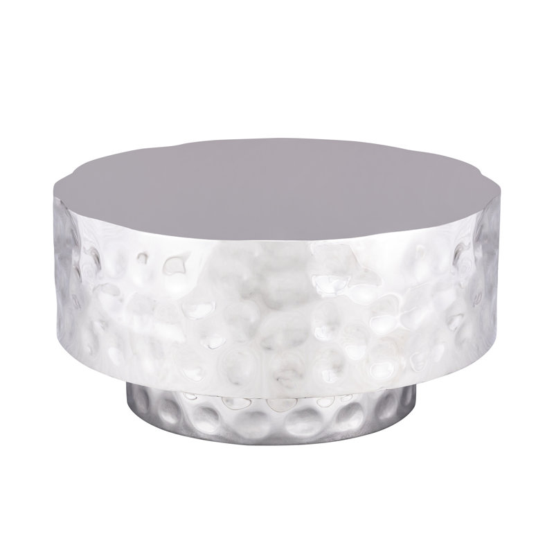 Table basse moderne moderne en métal argenté, texture martelée à la main, largeur et profondeur de 30 pouces, construction élégante pour la maison
